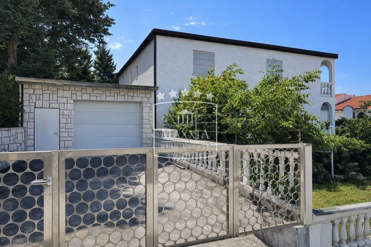 Casa Seline, Starigrad, 445,80m2