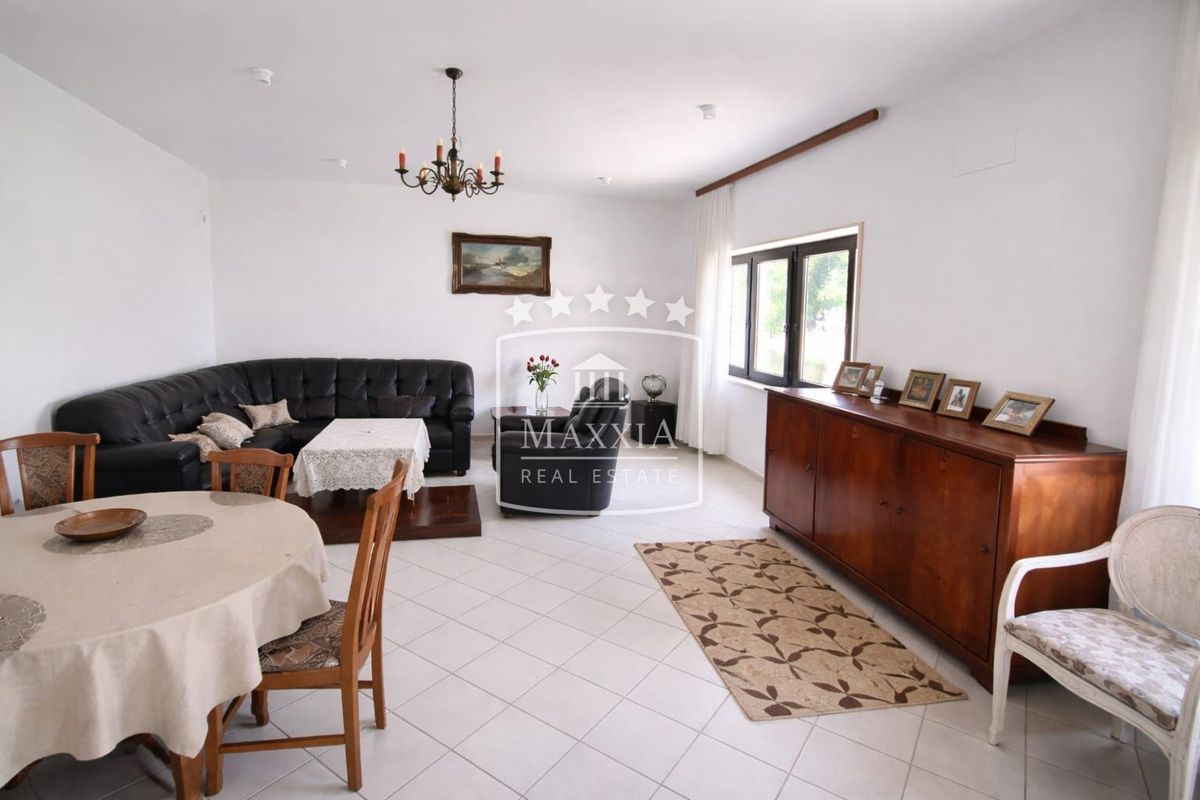 Casa Seline, Starigrad, 445,80m2