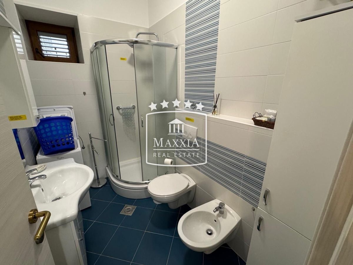 Casa Tribanj, Starigrad, 136m2