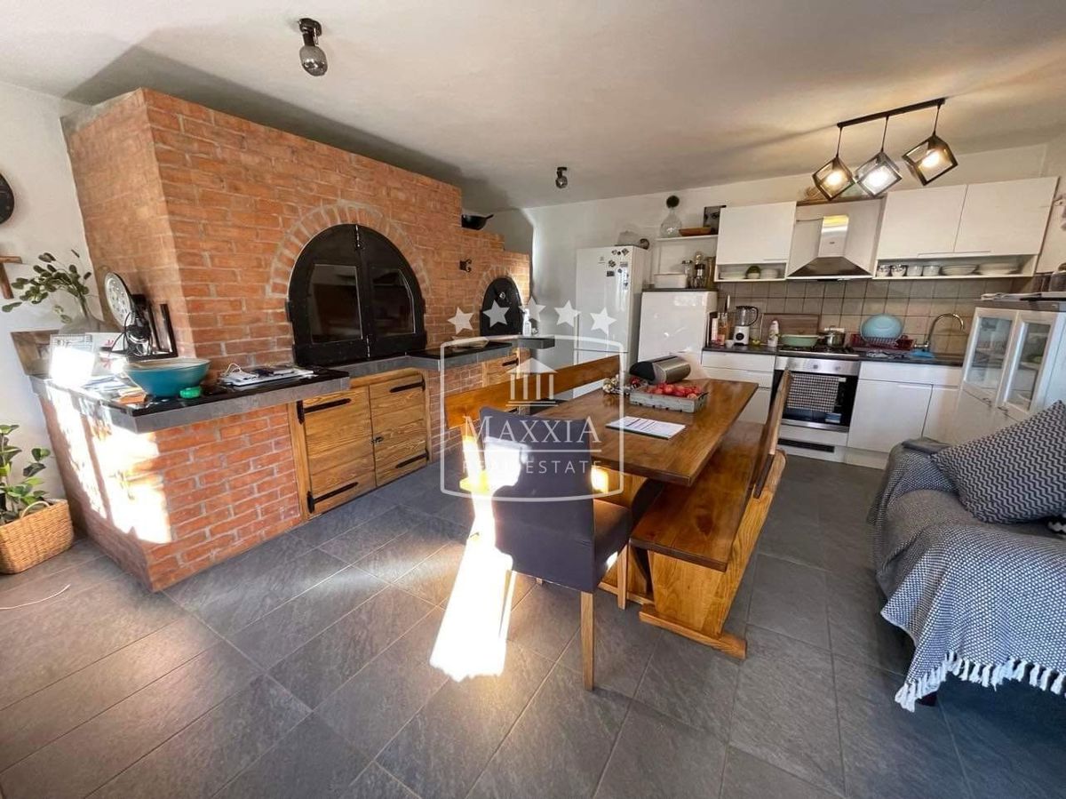 Casa Maslenica, Jasenice, 398,75m2