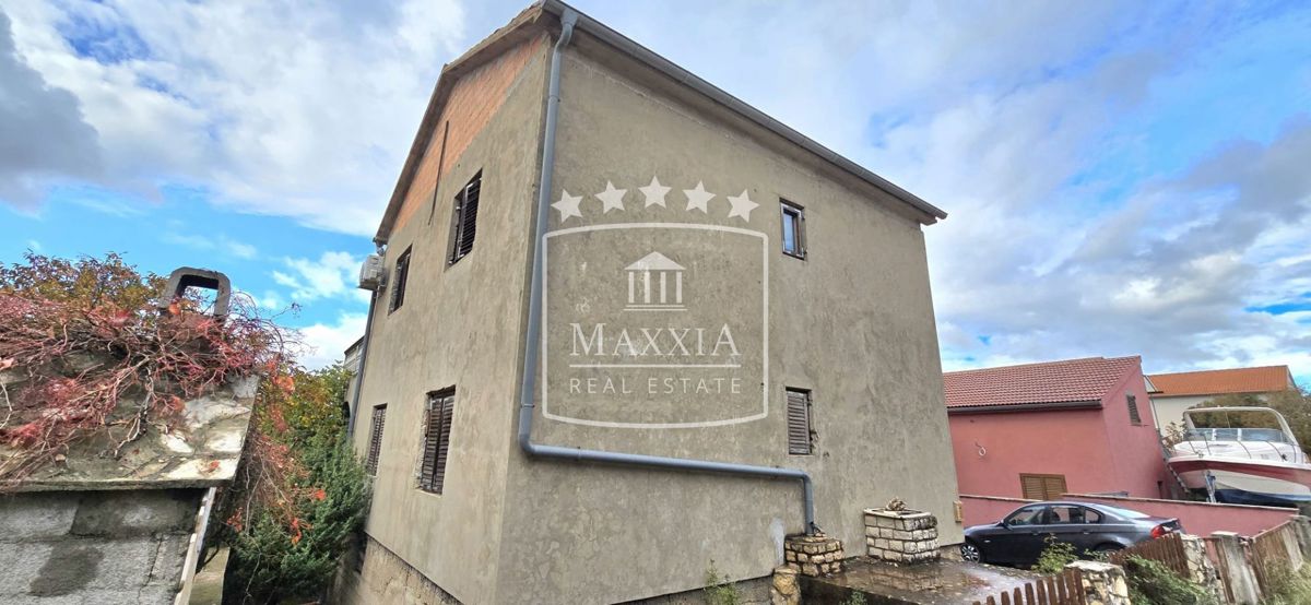 Casa Kruševo, Obrovac, 225m2