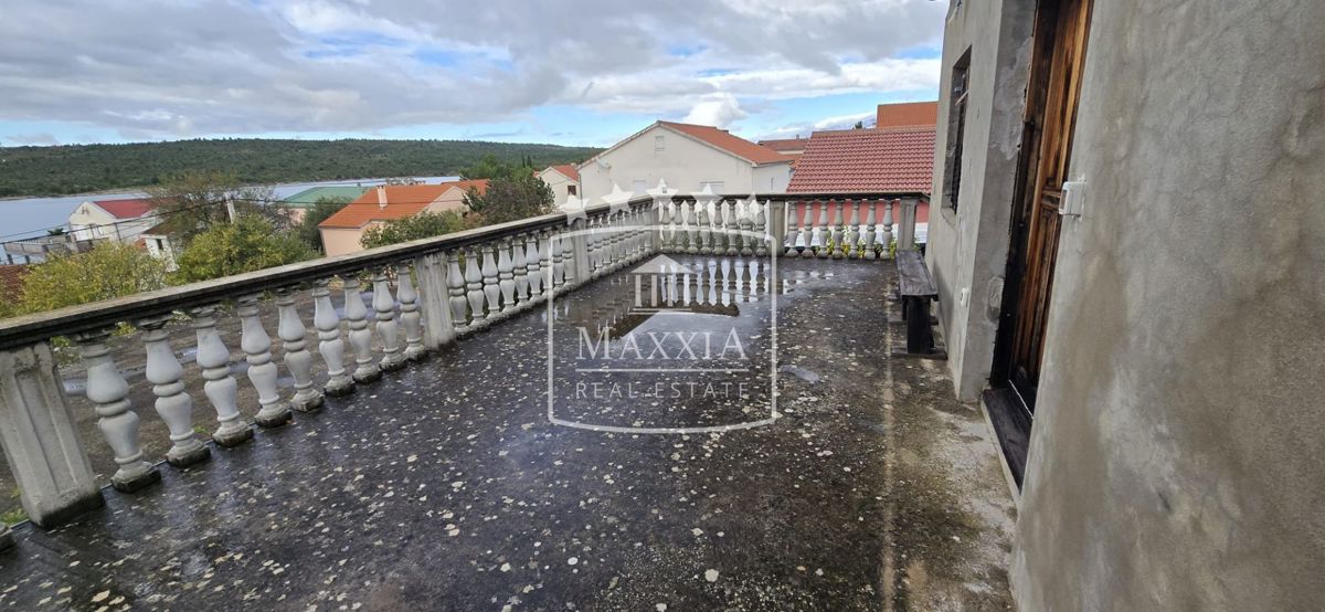 Casa Kruševo, Obrovac, 225m2