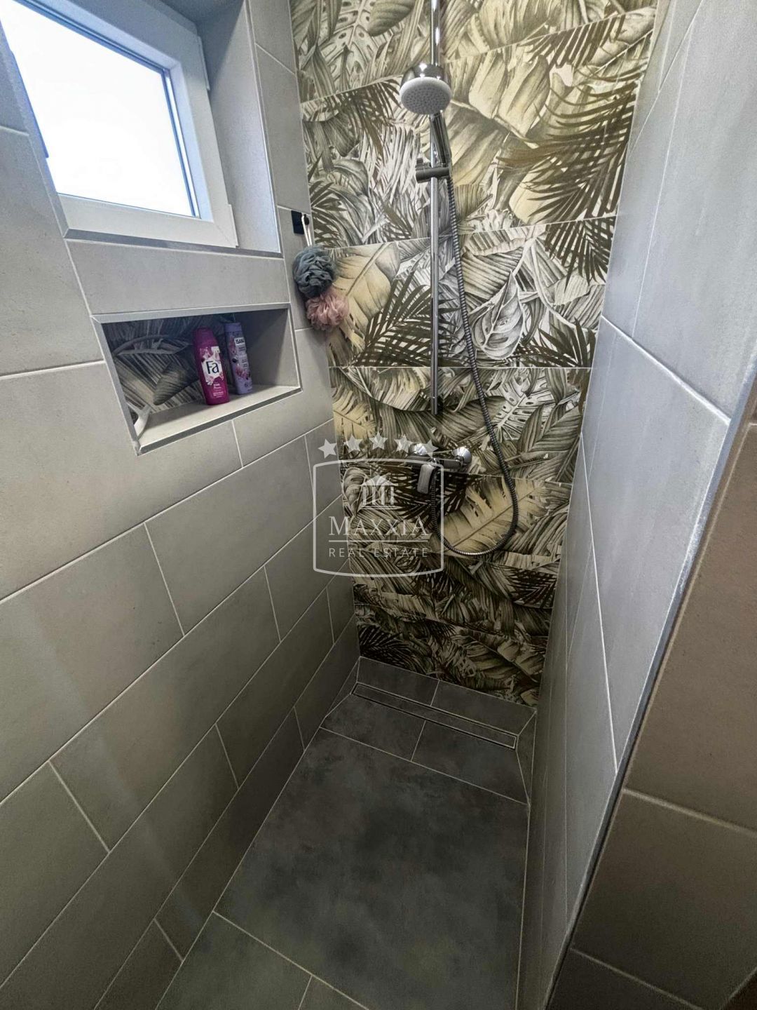 Casa Seline, Starigrad, 157m2