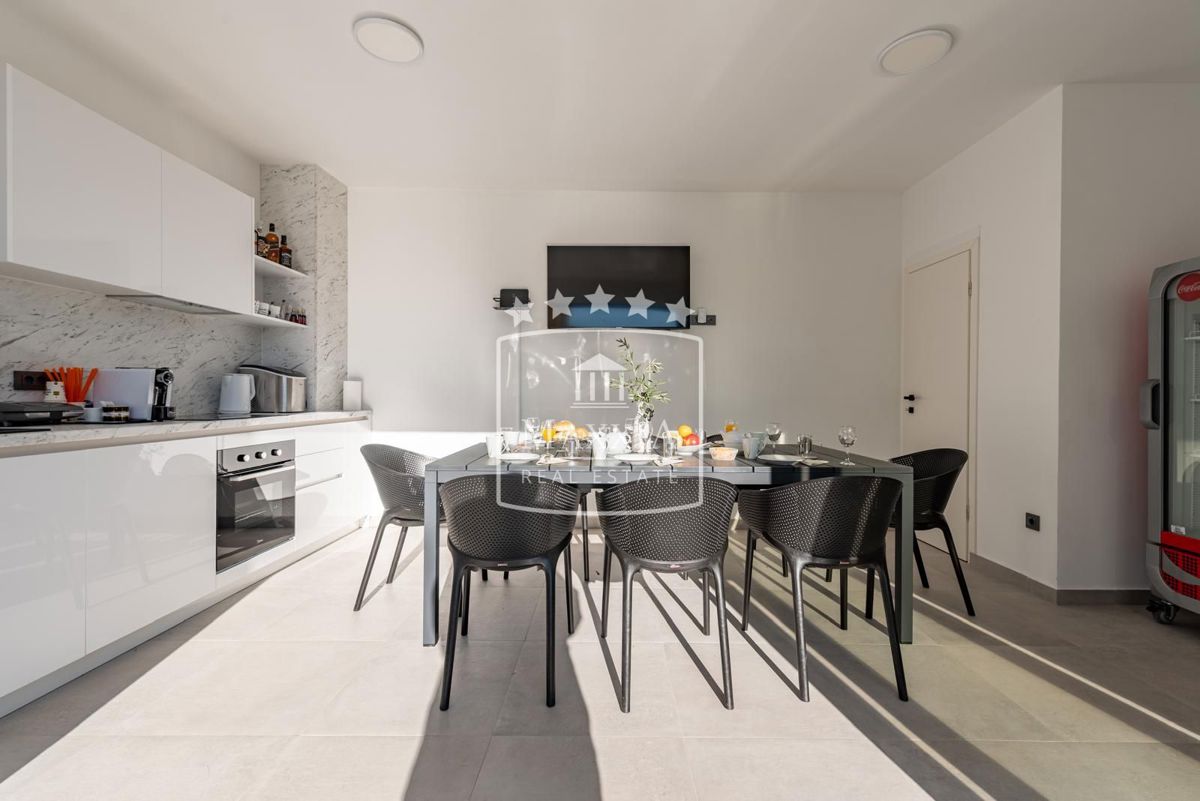 Casa Pridraga, Novigrad, 180m2