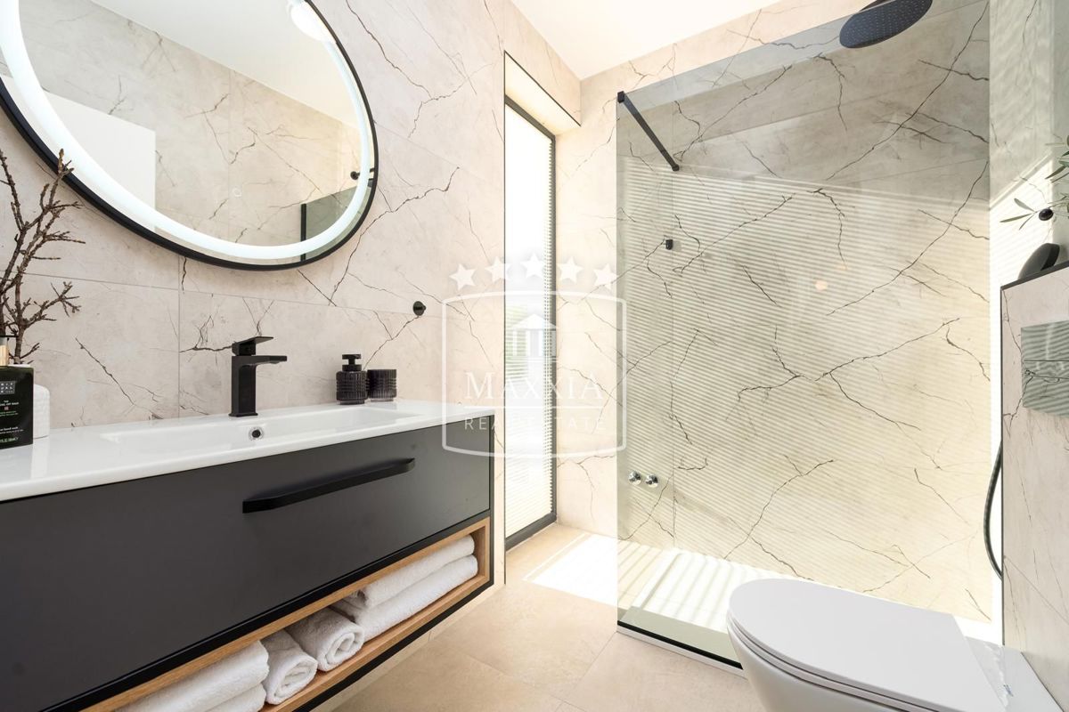 Casa Pridraga, Novigrad, 180m2