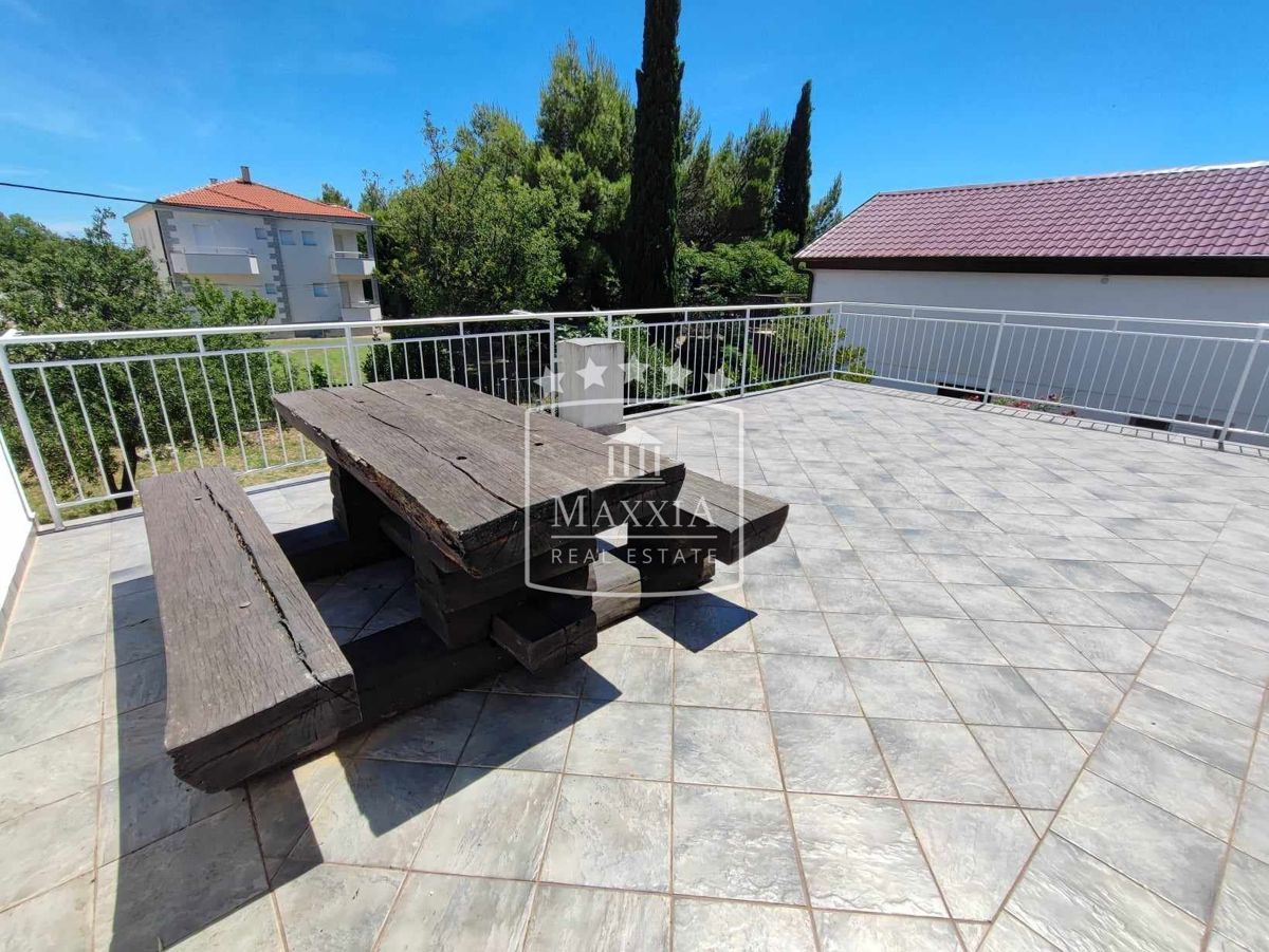 Casa Starigrad, 190m2