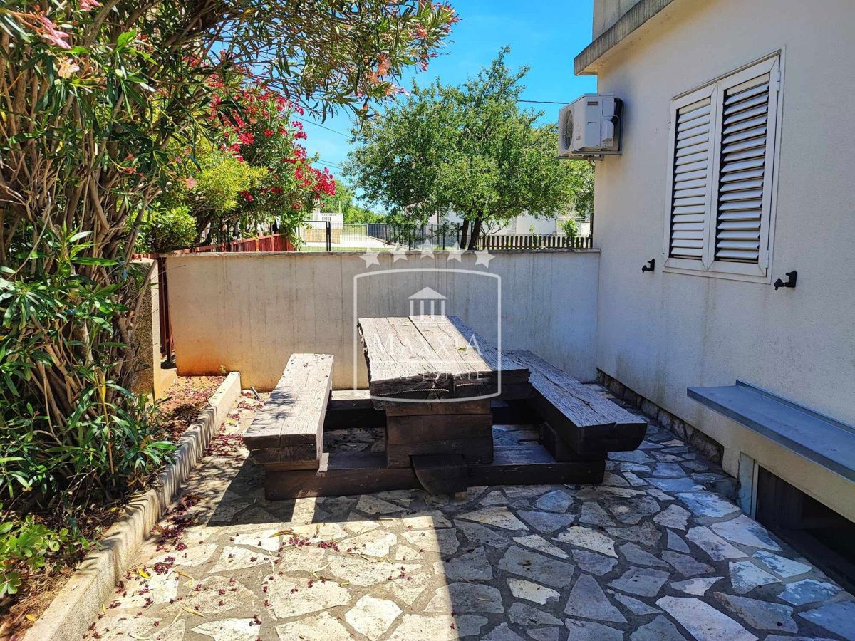 Casa Starigrad, 190m2