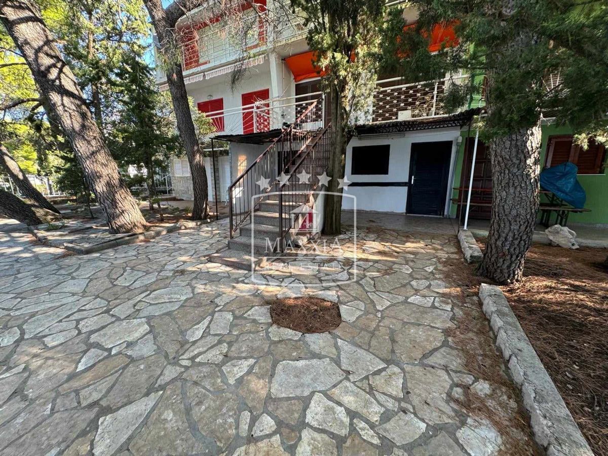 Casa Tribanj, Starigrad, 120m2