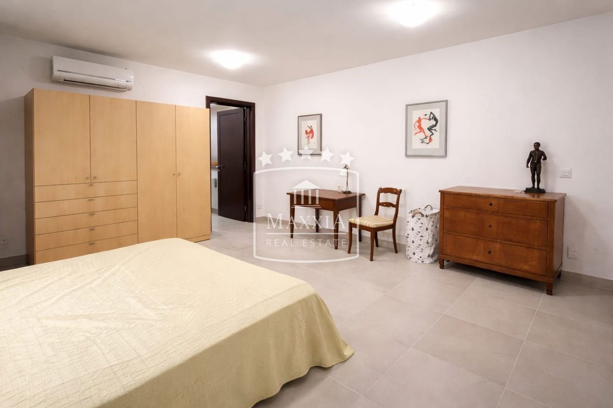 Casa Poljana, Preko, 363,87m2