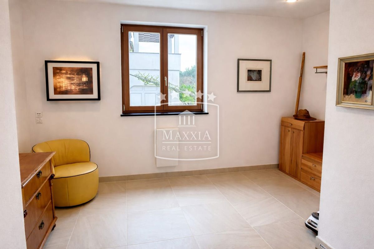 Casa Poljana, Preko, 363,87m2