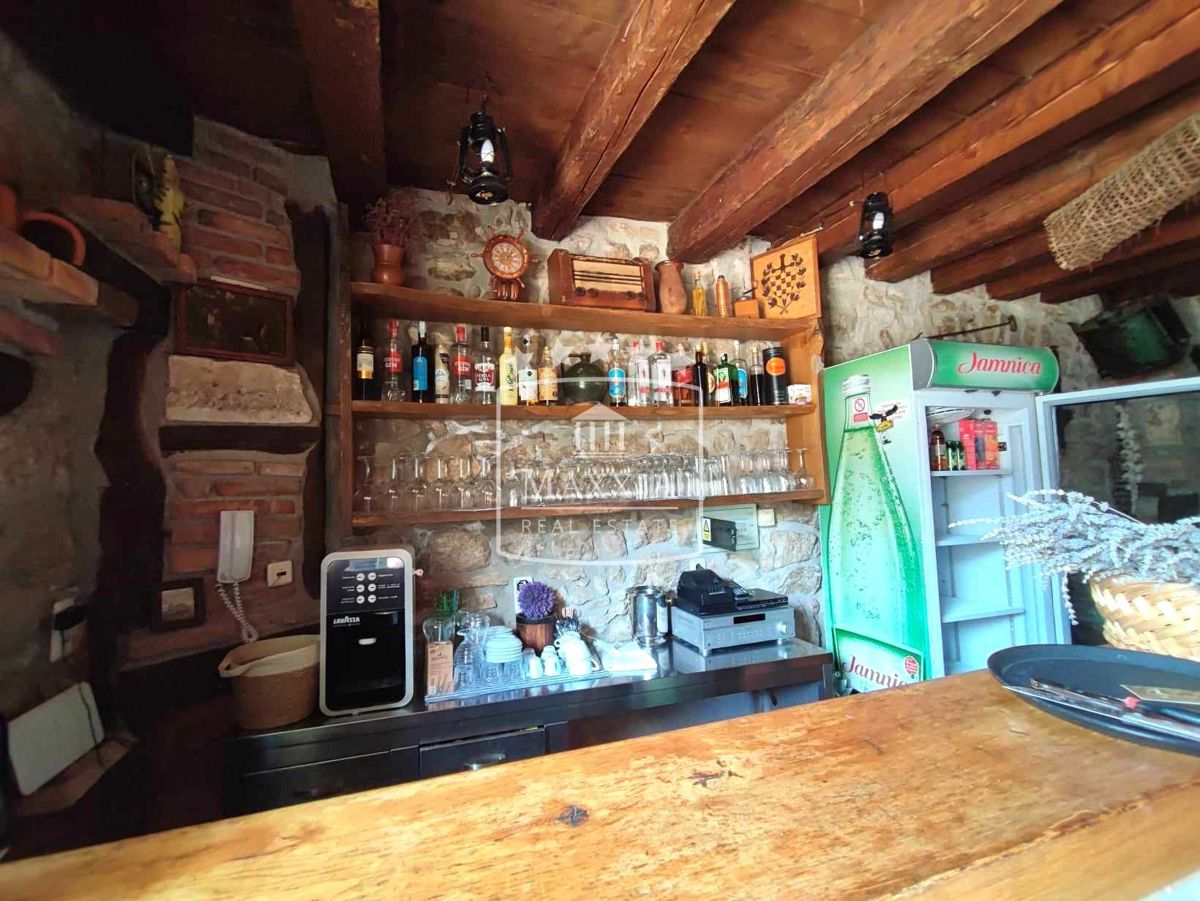 Commerciale Posedarje, 86m2