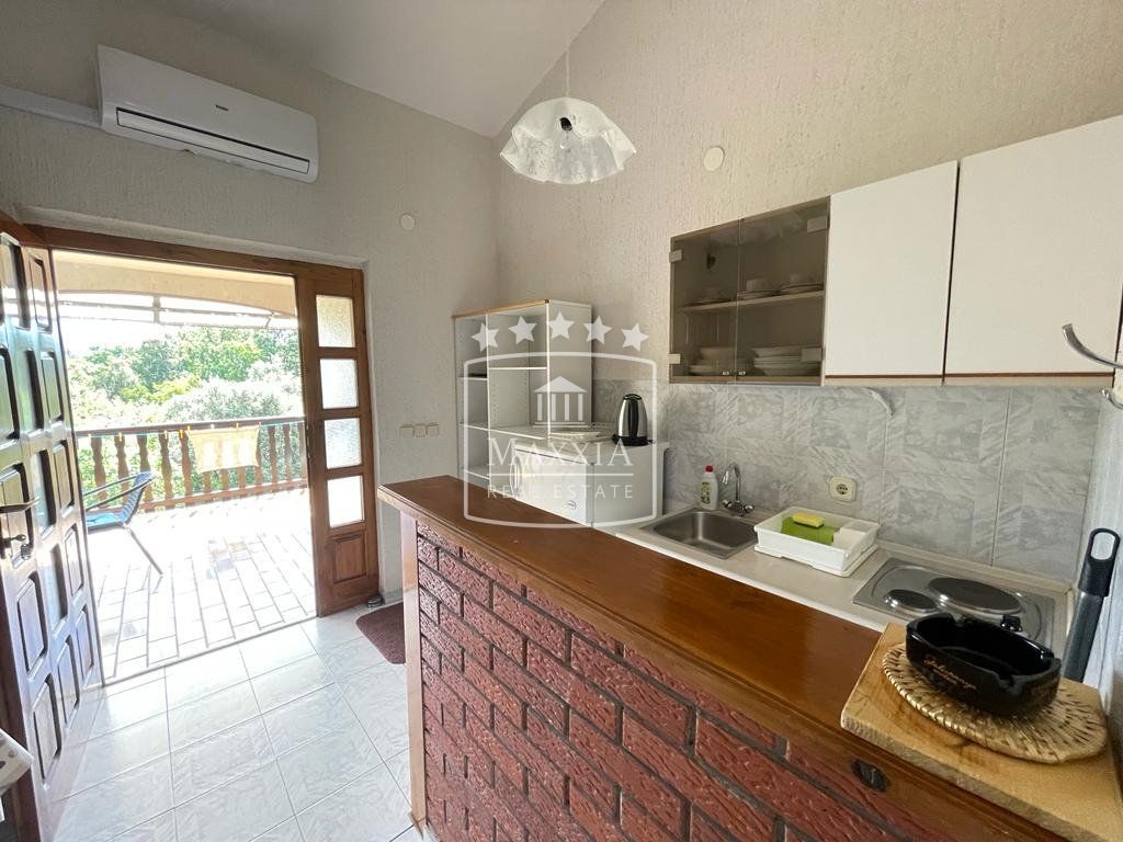 Casa Posedarje, 326m2