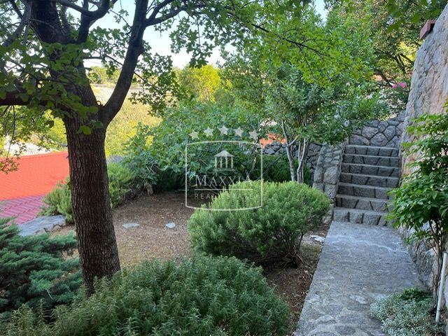 Casa Tribanj, Starigrad, 83m2