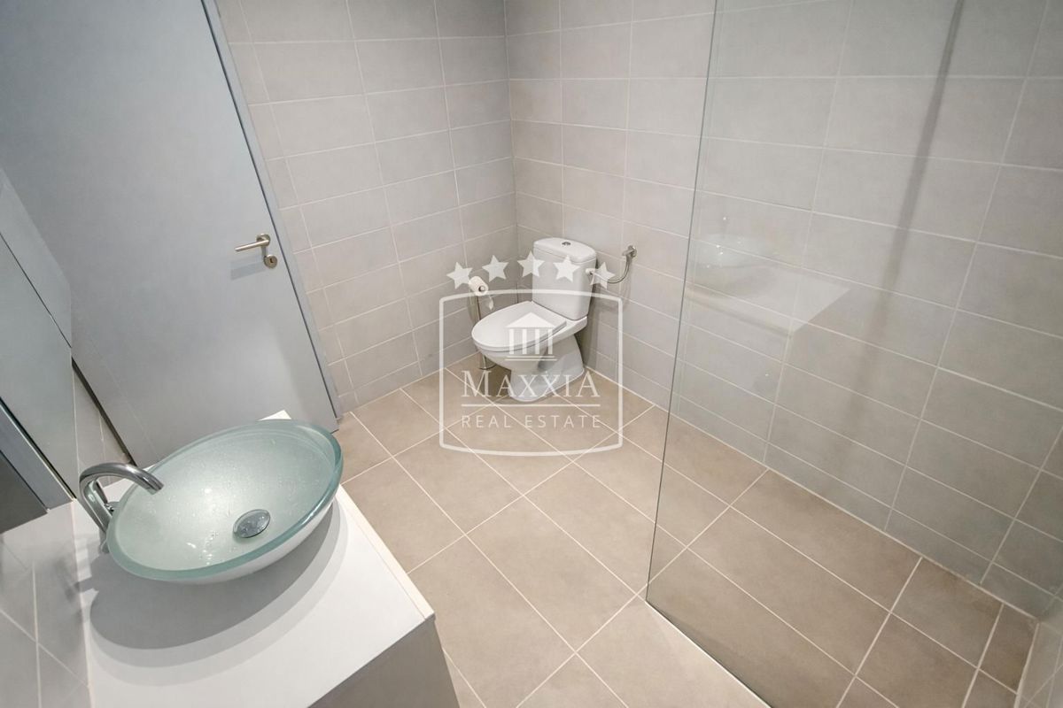 Casa Tribanj, Starigrad, 112m2