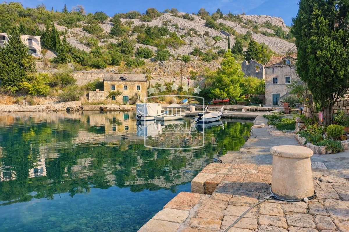 Casa Tribanj, Starigrad, 112m2