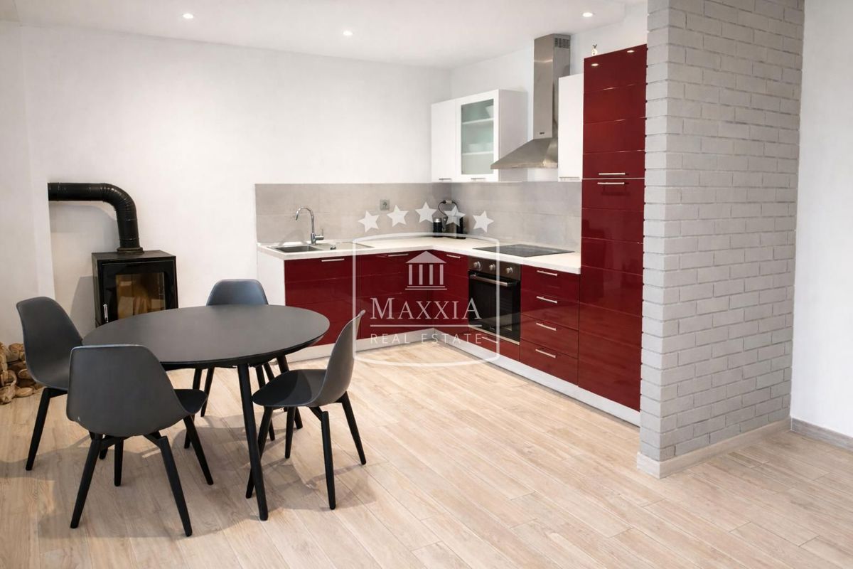 Casa Tribanj, Starigrad, 112m2