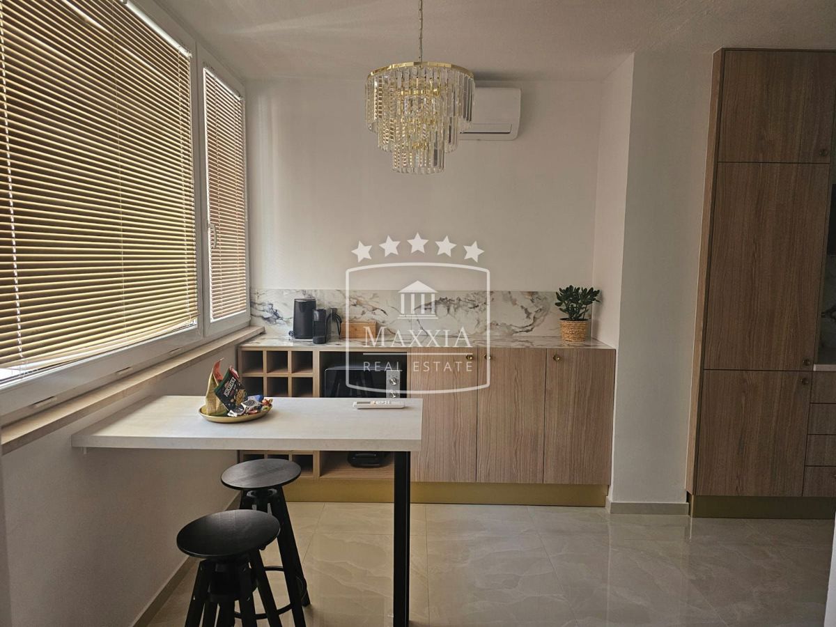 Appartamento Branimirova Obala, Zadar, 72m2