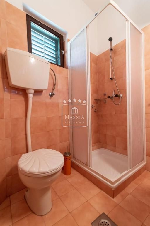 Casa Kukljica, 249m2