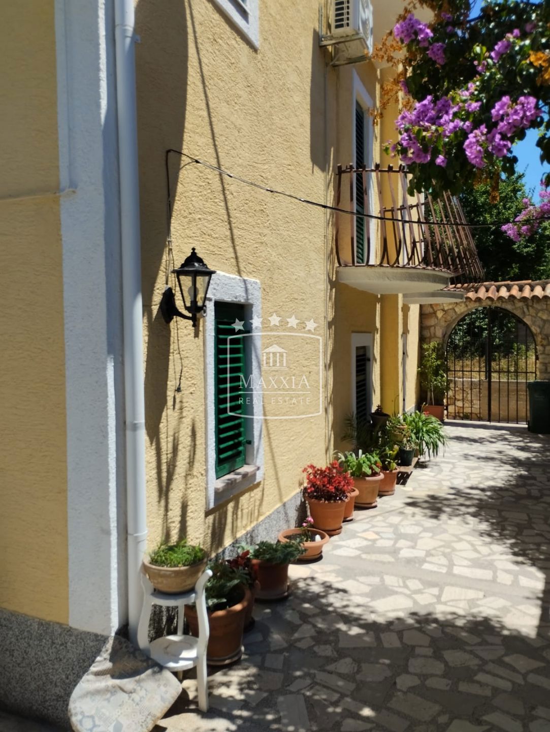 Casa Kukljica, 249m2