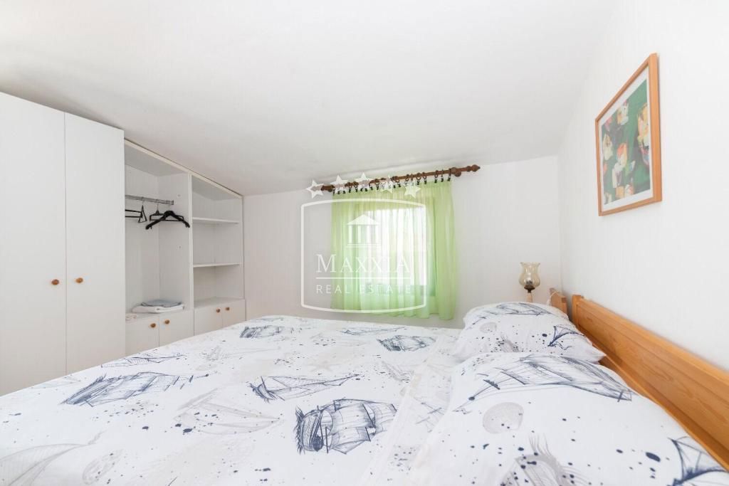 Casa Kukljica, 249m2