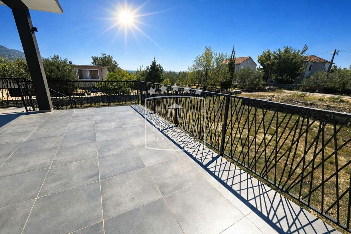 Casa Seline, Starigrad, 157m2