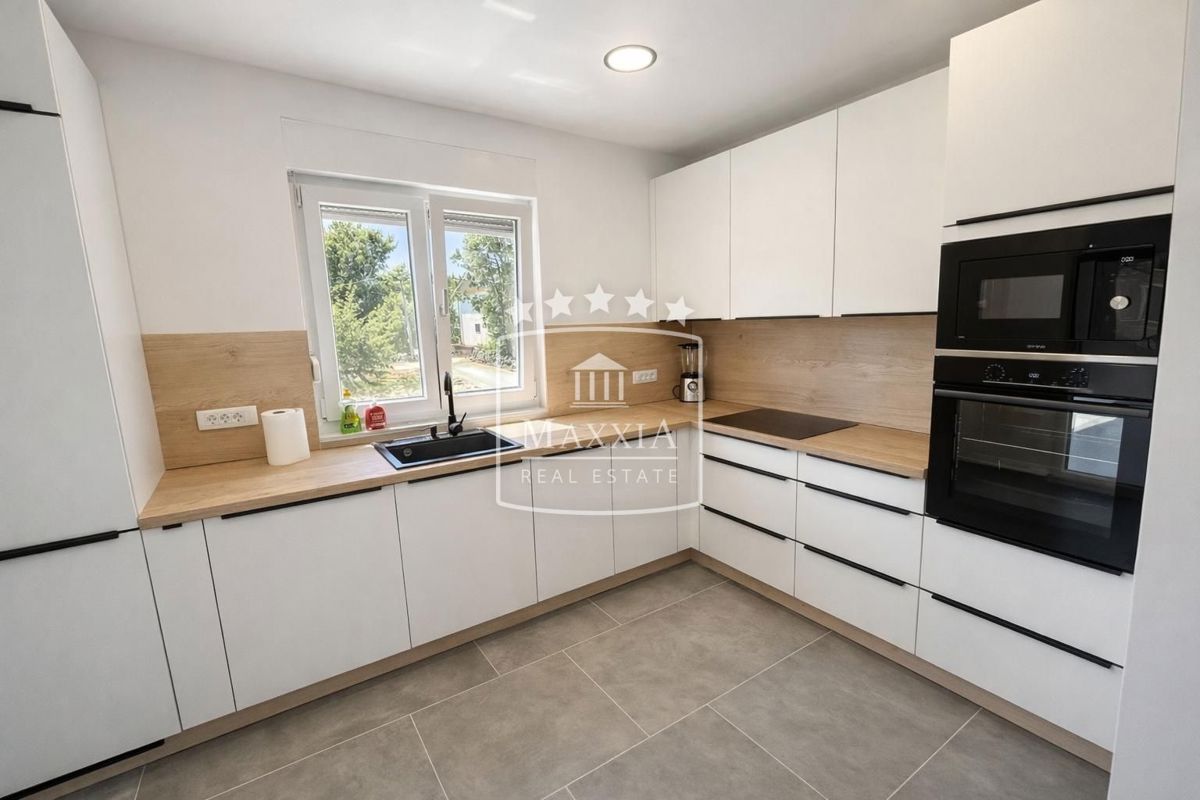 Casa Seline, Starigrad, 157m2