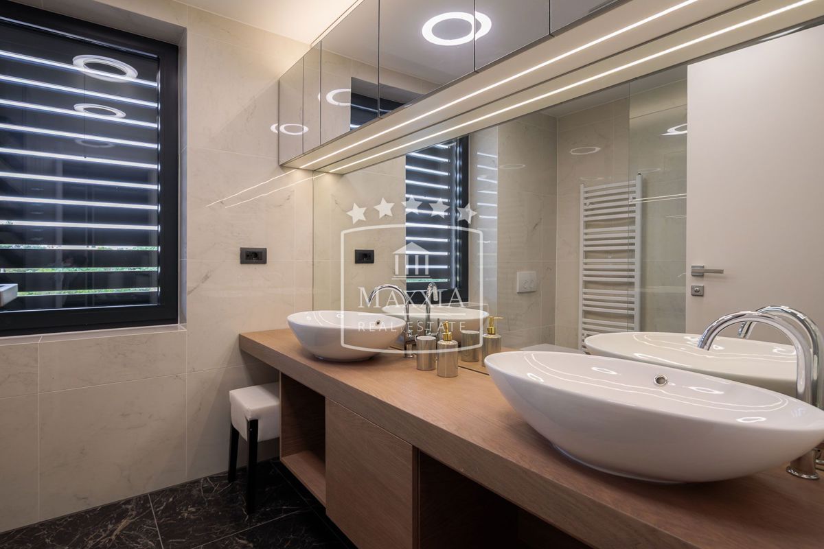 Casa Diklo, Zadar, 453m2