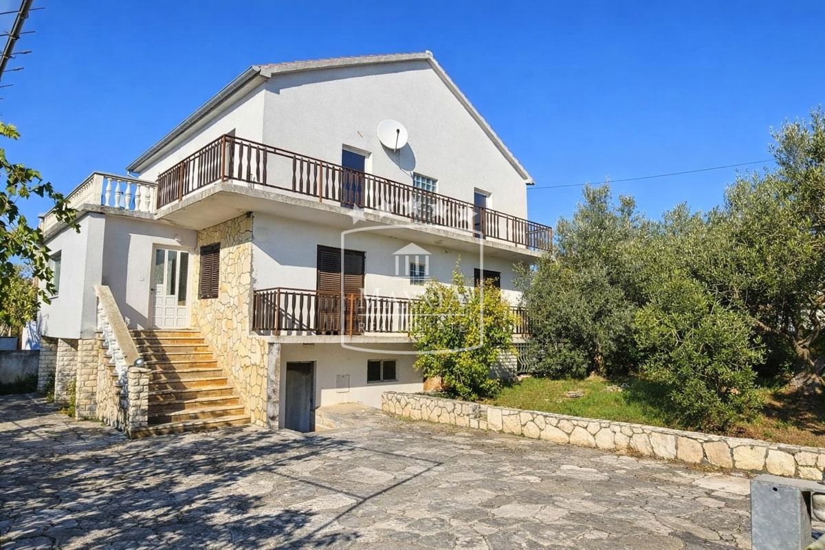 Casa Petrići, Zadar, 380m2