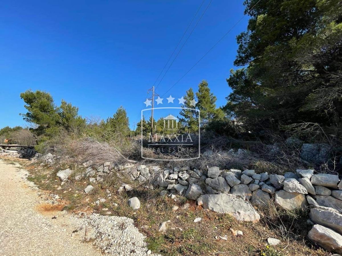 Terreno Starigrad, 650m2