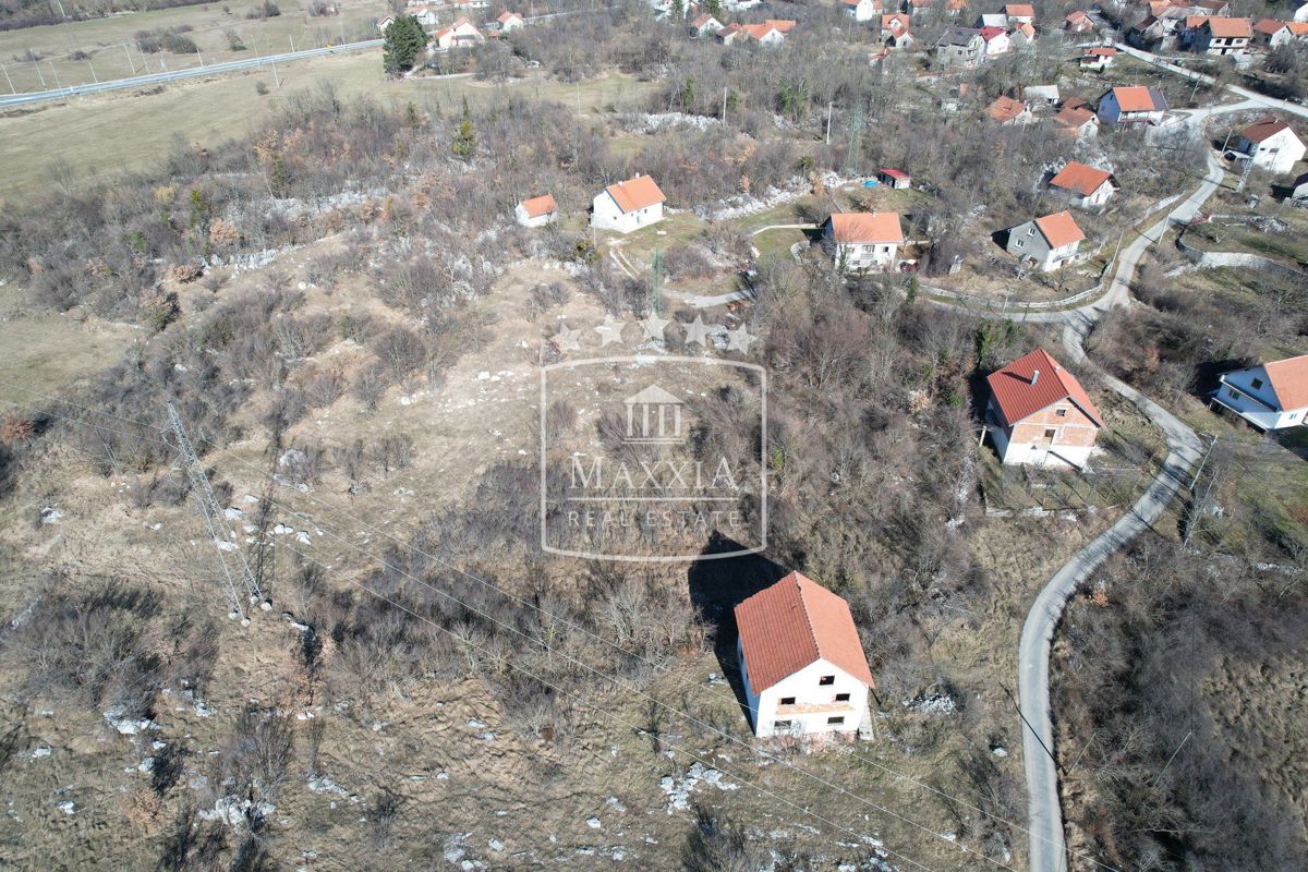 Terreno Štikada, Lovinac, 5.175m2