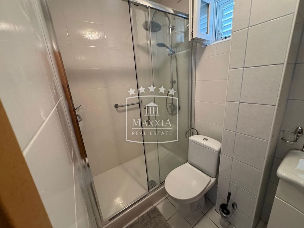 Casa Seline, Starigrad, 350m2