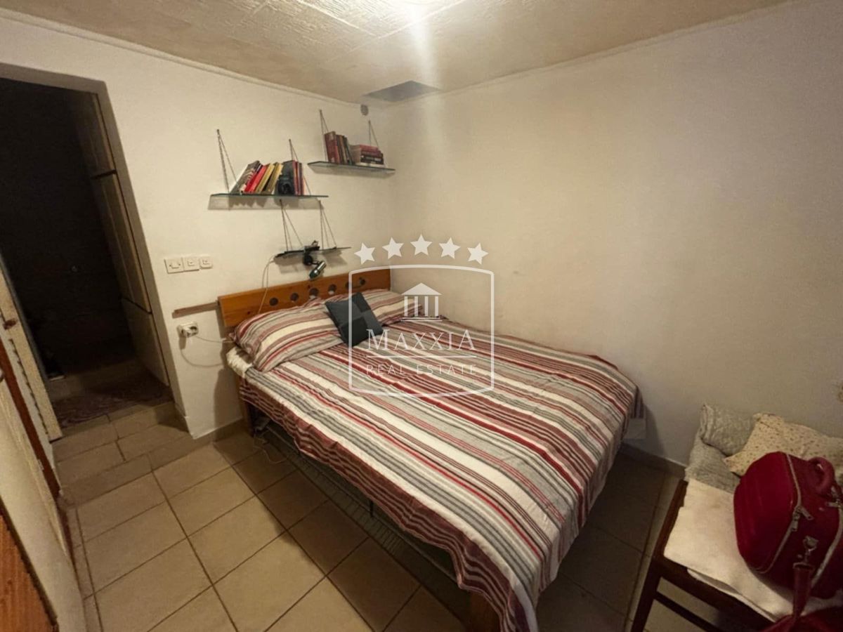 Casa Maslenica, Jasenice, 90m2