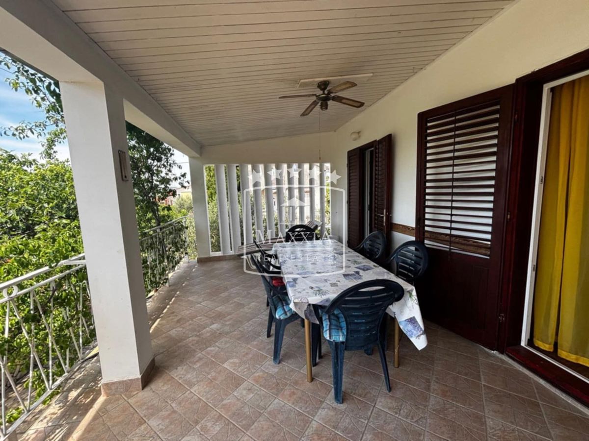 Casa Maslenica, Jasenice, 90m2