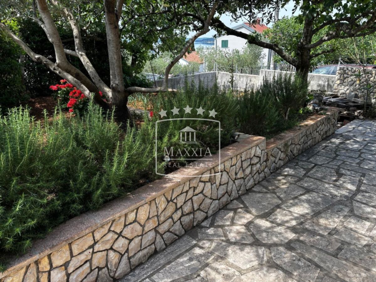 Casa Maslenica, Jasenice, 90m2