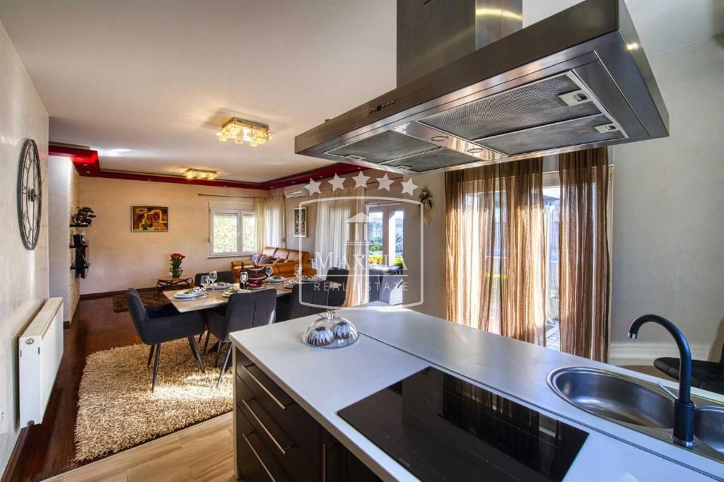 Casa Crno, Zadar, 200m2