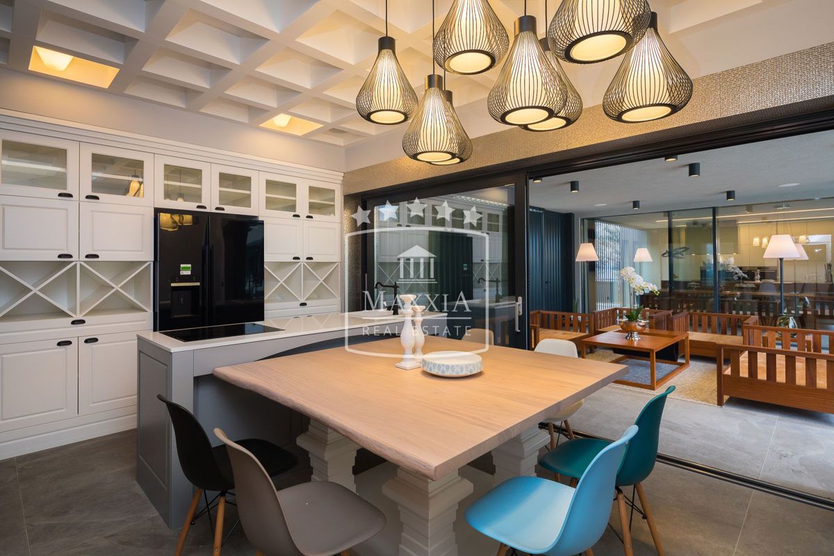 Casa Diklo, Zadar, 453m2