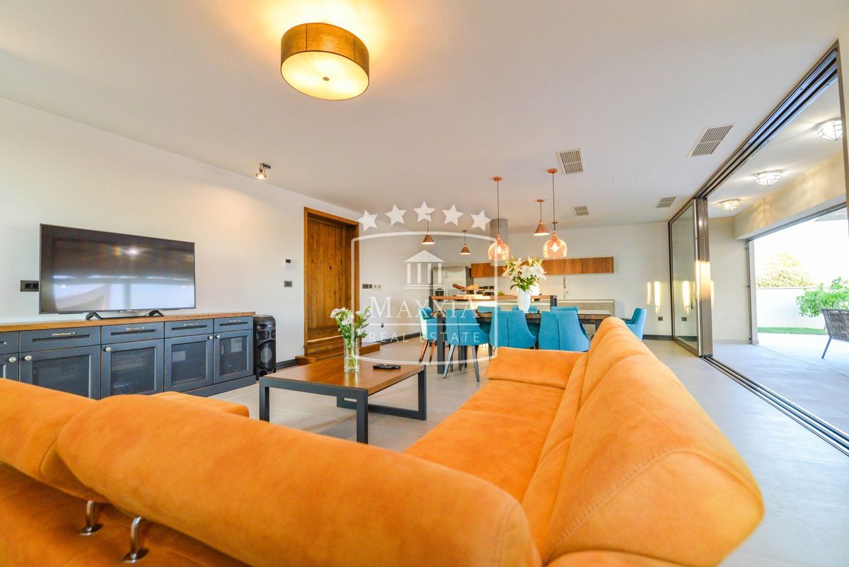 Casa Poljica Brig, Nin, 246m2