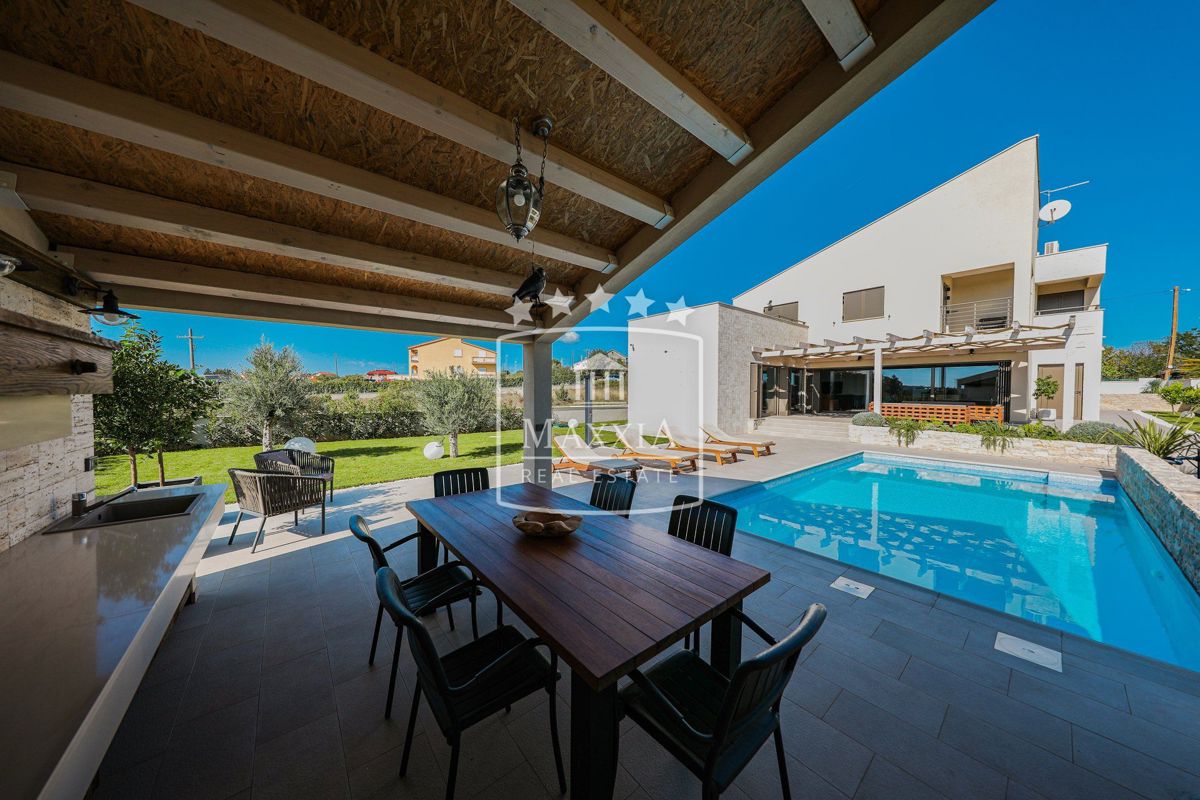 Casa Poljica Brig, Nin, 246m2