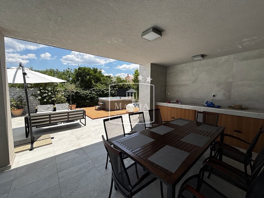 Casa Zaton, Nin, 260m2