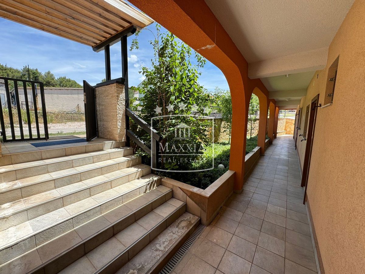 Appartamento Bilice, Šibenik - Okolica,76m2