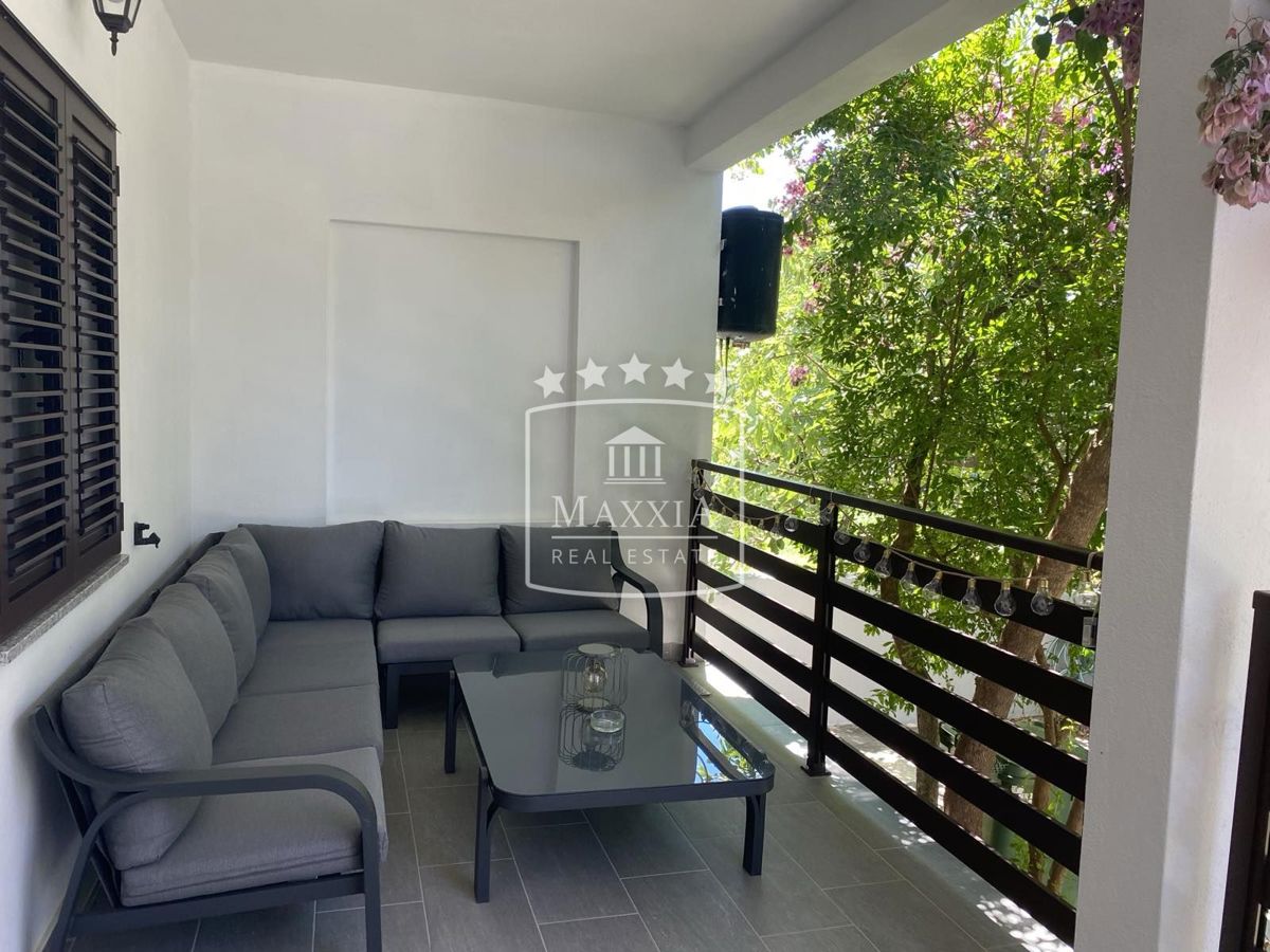 Casa Seline, Starigrad, 335m2