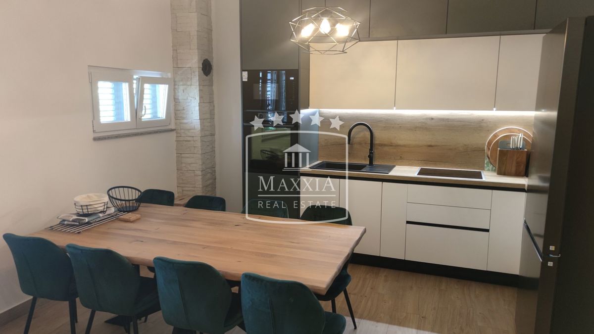 Casa Seline, Starigrad, 335m2