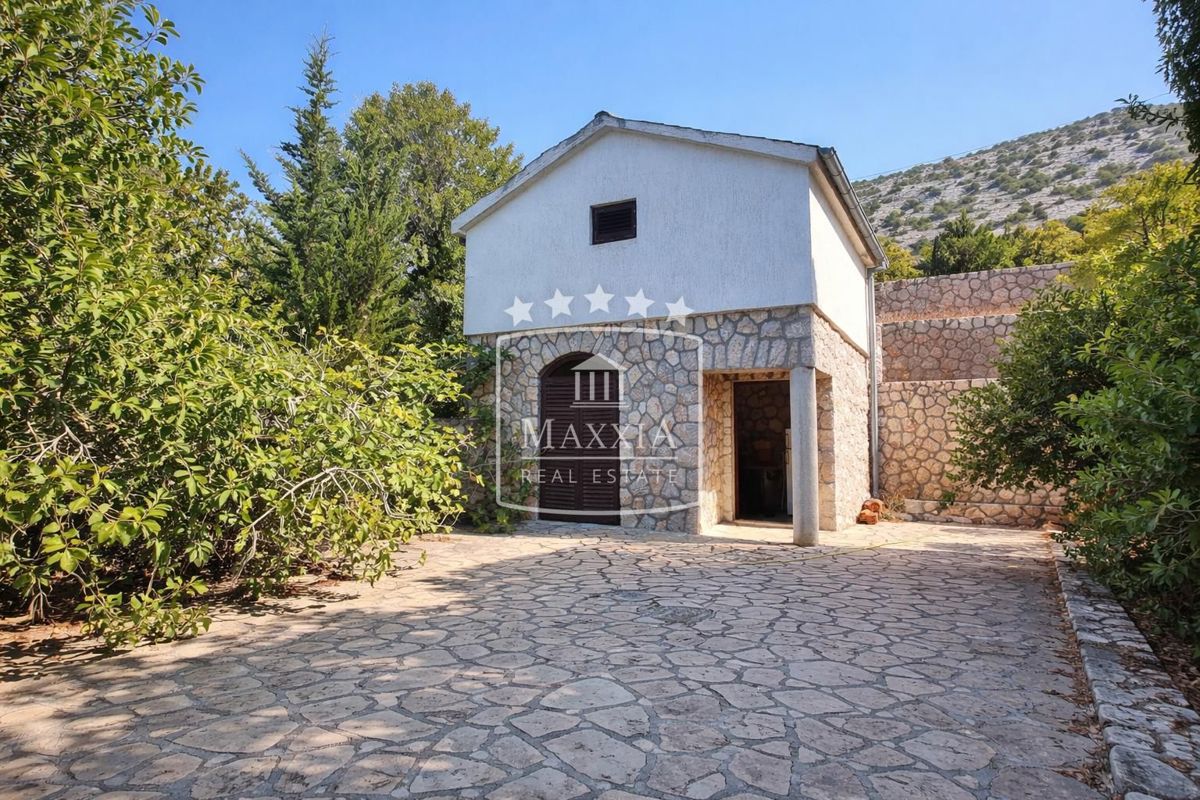 Casa Tribanj, Starigrad, 177m2