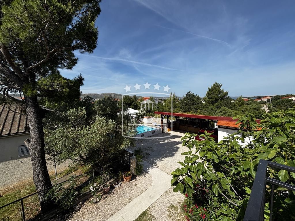 Casa Seline, Starigrad, 350m2