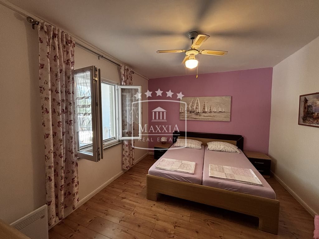 Casa Seline, Starigrad, 350m2