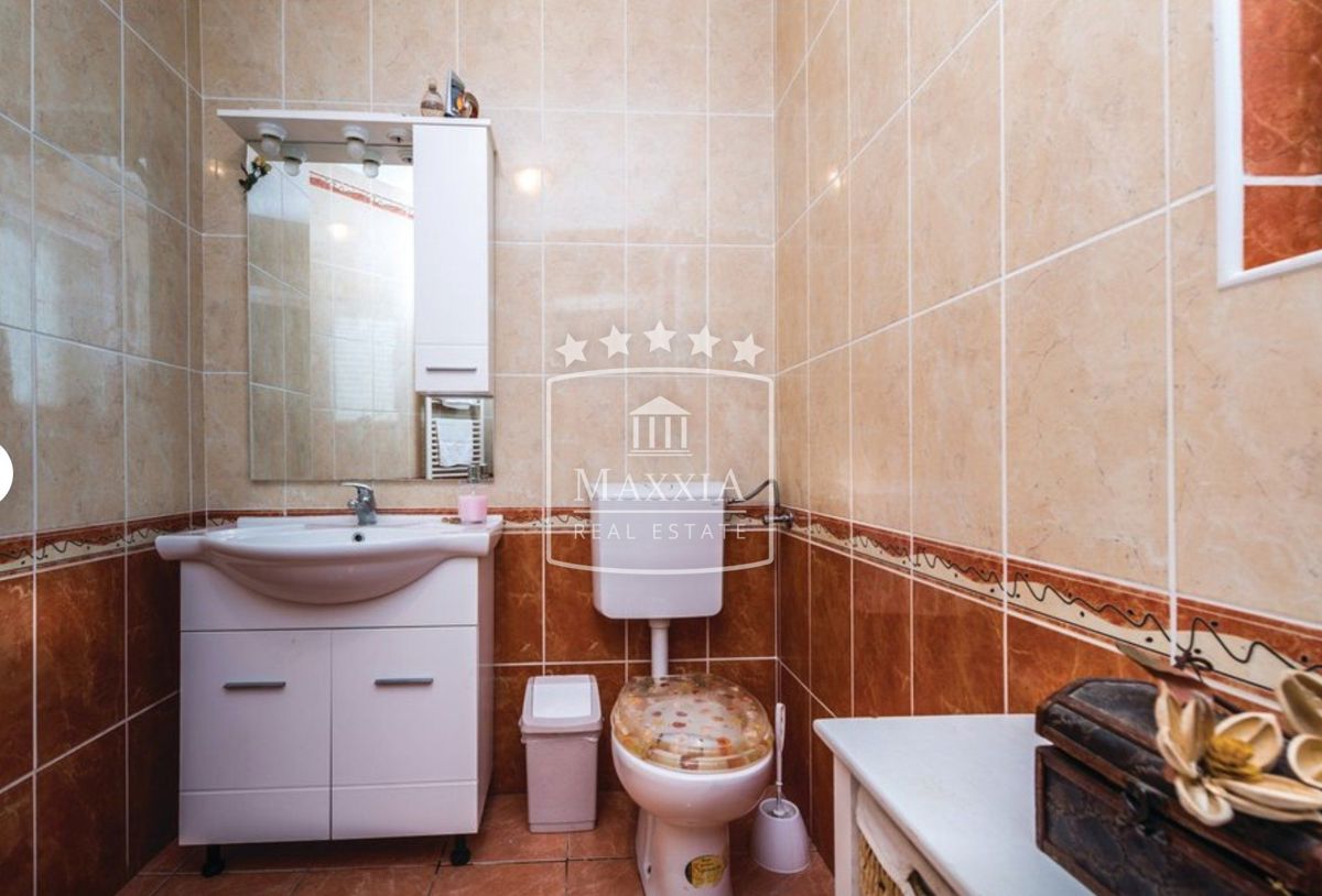 Casa Murvica, Poličnik, 331m2