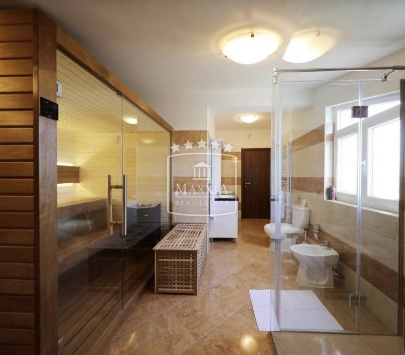 Casa Privlaka, 498m2