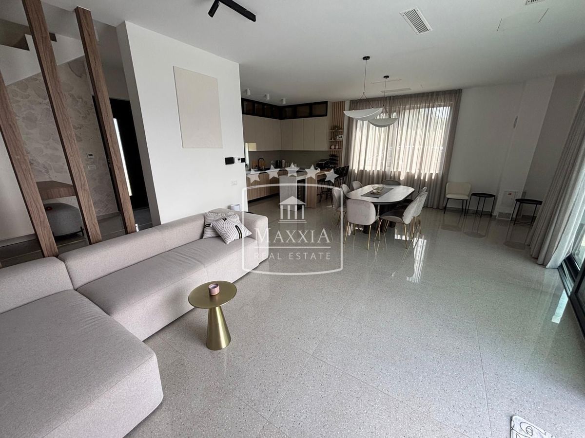 Casa Rovanjska, Jasenice, 281m2