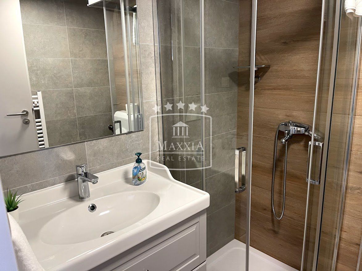 Casa Seline, Starigrad, 377m2