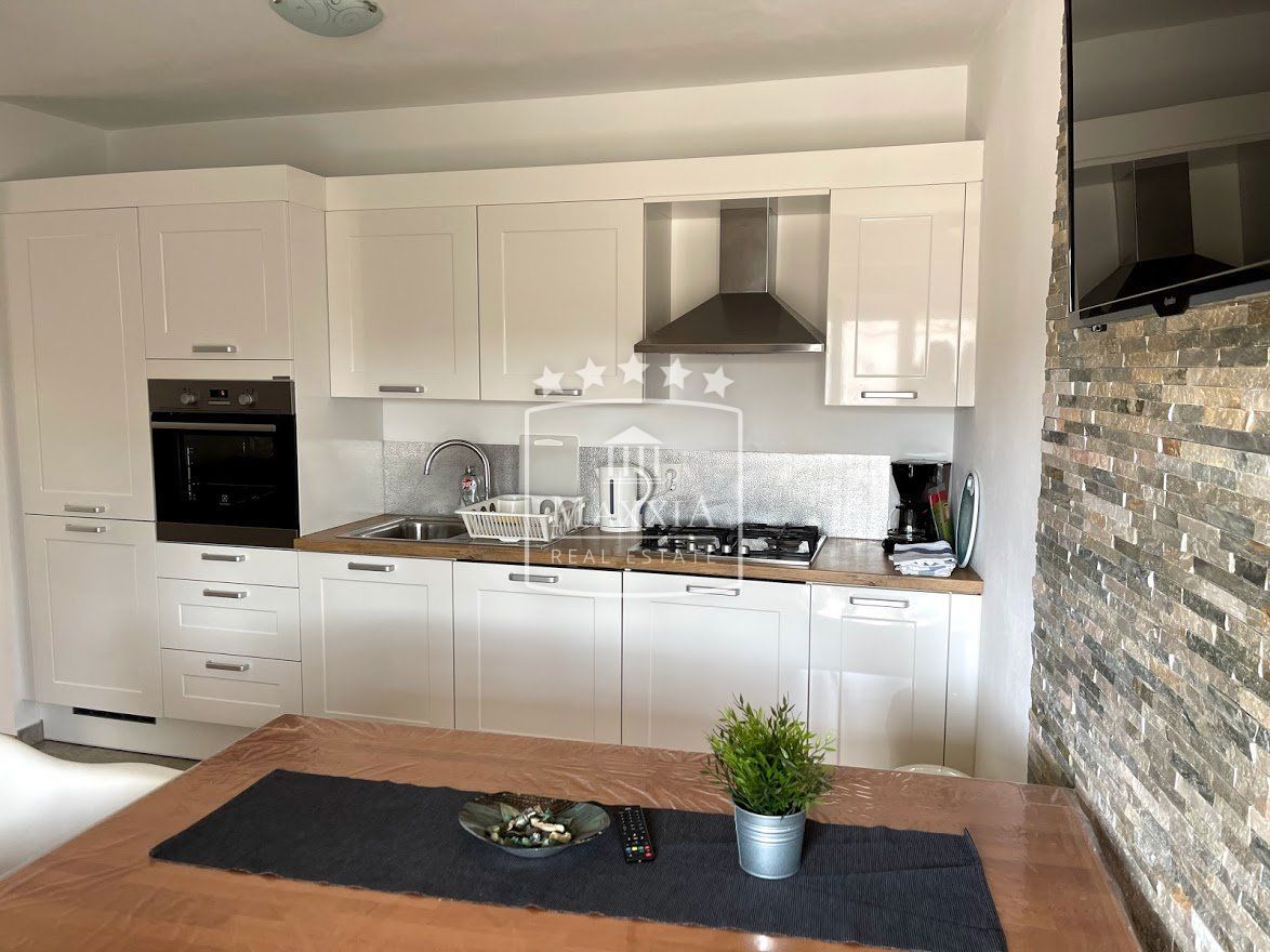 Casa Seline, Starigrad, 377m2